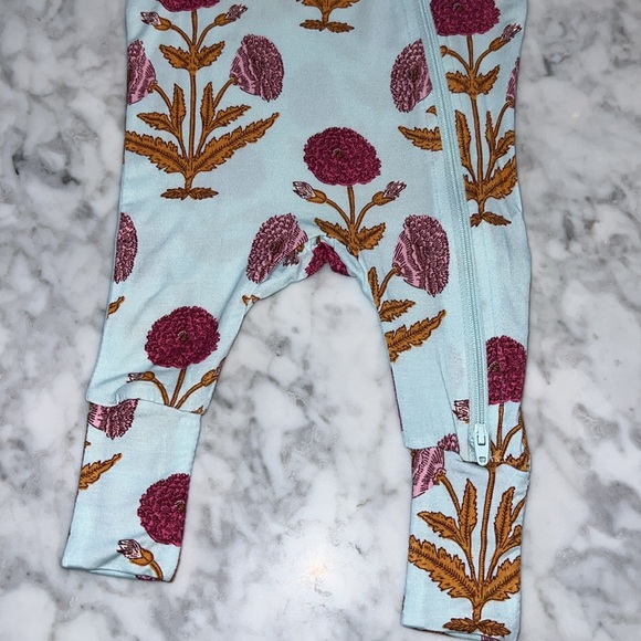 NWT PINK CHICKEN BAMBOO PINK DANDELION ROMPER - Picture 7 of 11